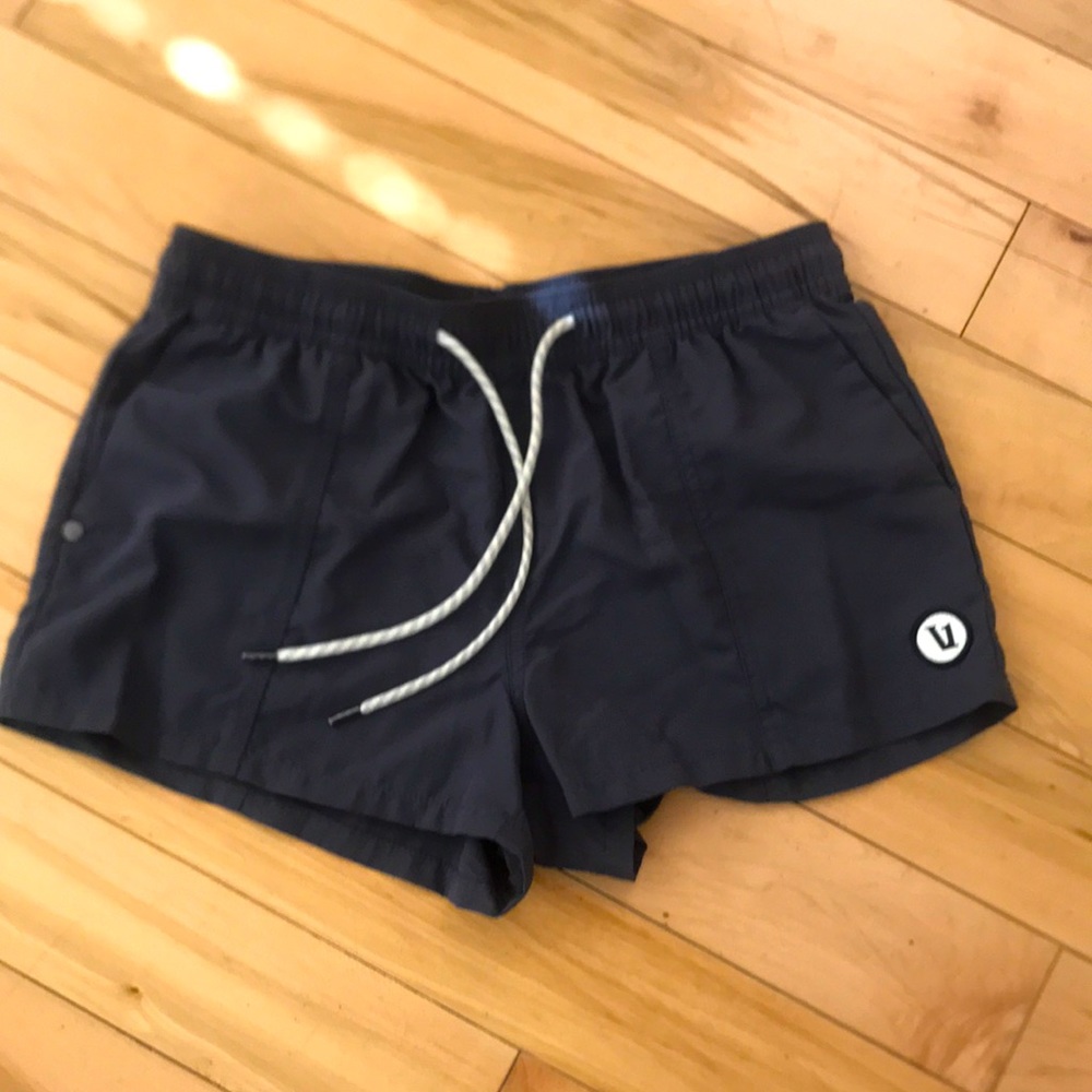 Vuori Sunwashed Shorts Small